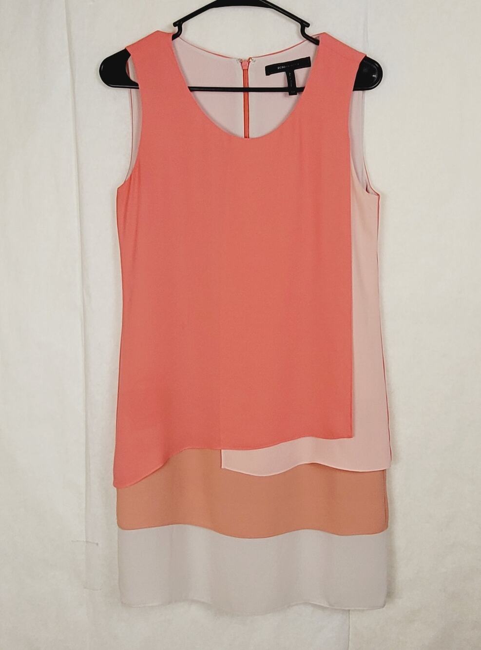 BCBGMAXASRIA Haley coral pink colorblock sheath dress Size 2 Mod Retro 70s
